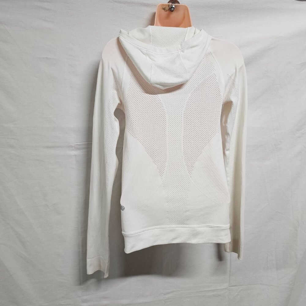Lululemon Ventilate Hooded Jacket Women Size 6 White Perforated - Picture 8 of 14